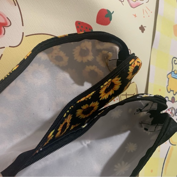 2 Floral Print Zip Pencil Pouches - Picture 3 of 12